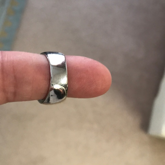 BOGO FREE 🌸Silver rhinestone buckle ring size 7 1/2 to 8,🌸 - Picture 2 of 5